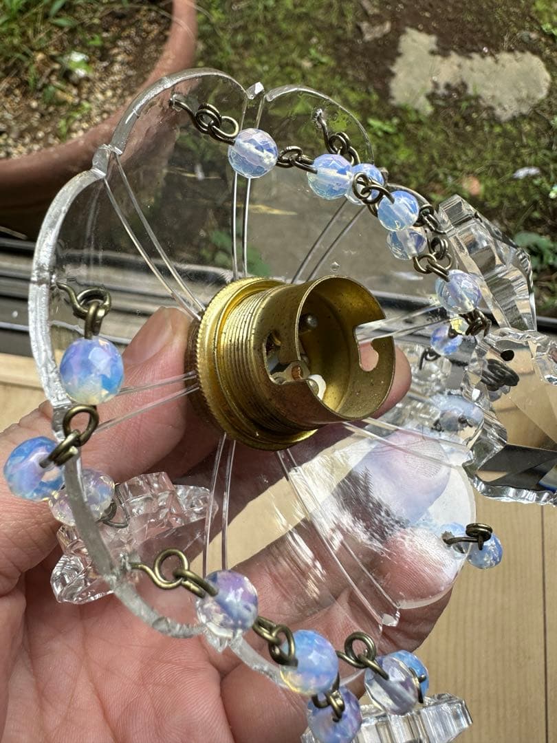 フランス アンティーク フレンチリーフとオパールセントの可愛いミニシャンデリア＊