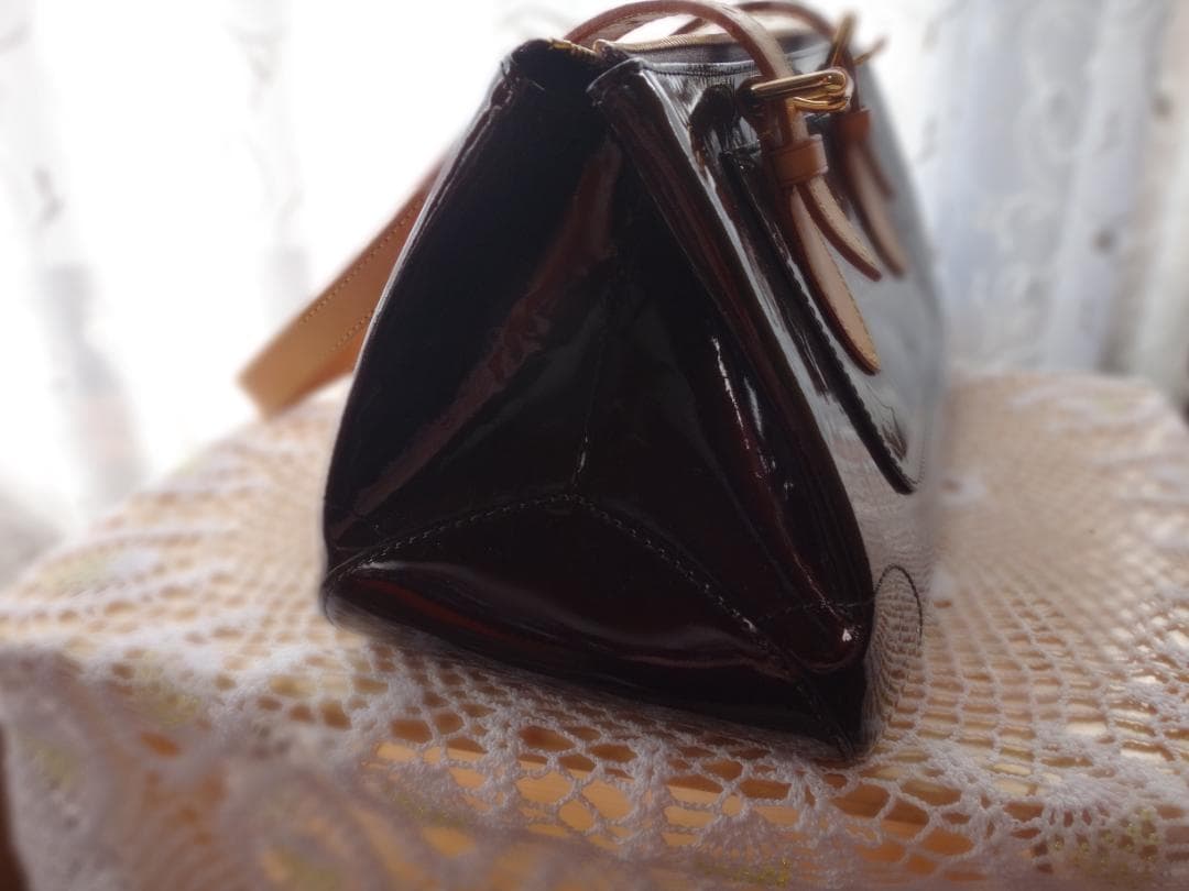 ルイヴィトン ヴェルニ ローズウッド・アヴェニューM93510