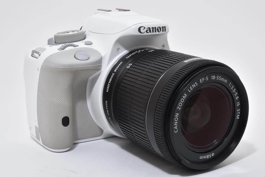 ほぼ未使用 Canon EOS Kiss X7 ホワイト スマホ転送 #9423