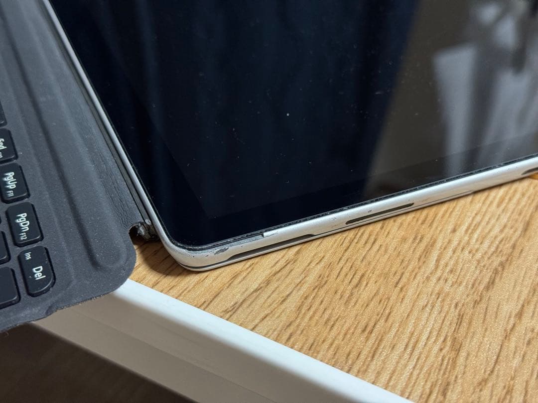 Windowsタブレット本体 Surface Go 2 LTE m3-8100Y 8/128