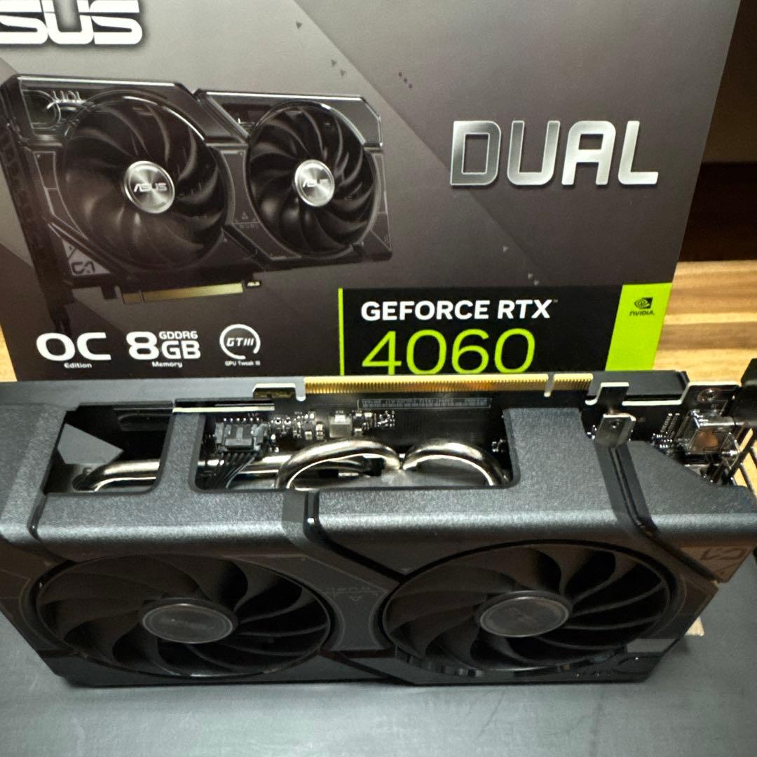 グラフィックボード・グラボ・ビデオカード ASUS DUAL GeForce RTX 4060 OC 8GB
