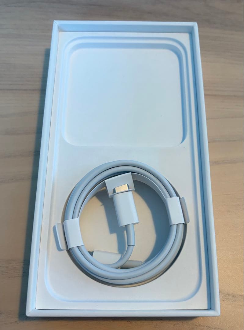 Apple iPhone 13 128GB グリーン 本体 おまけ付き