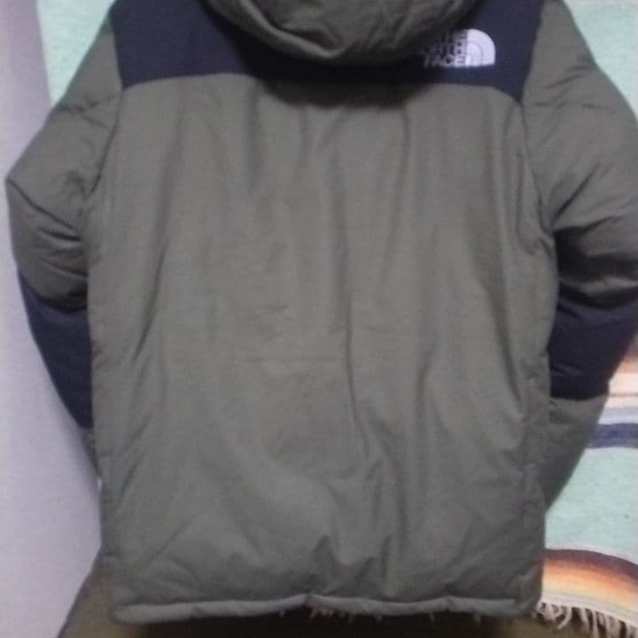 吉*ト様 ノースフェイス　バルトロライトジャケット　グリーン×ブラック　M