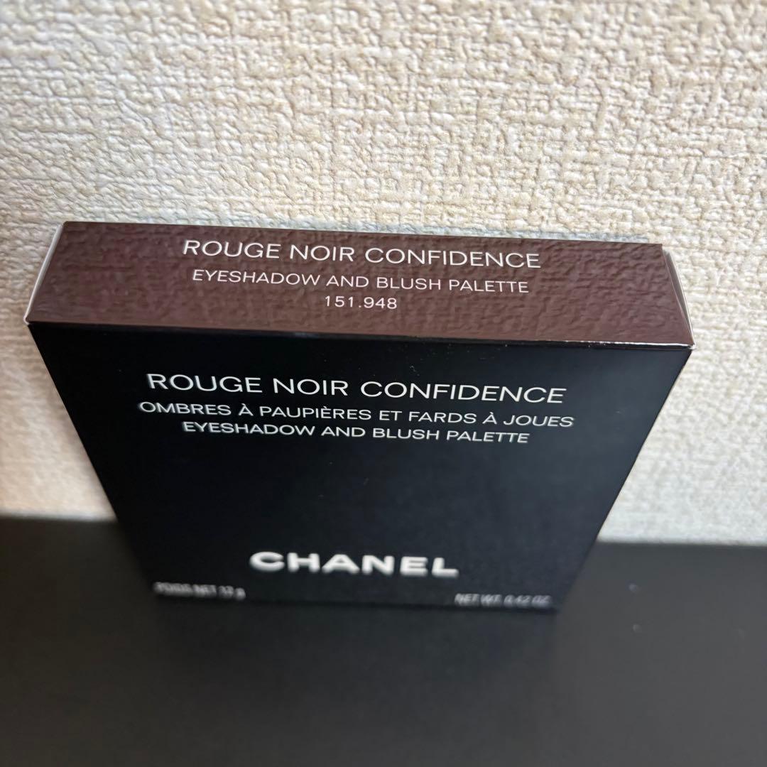 シャネル ルージュ ヌワール コンフィダンス アイ＆チークカラー パレット