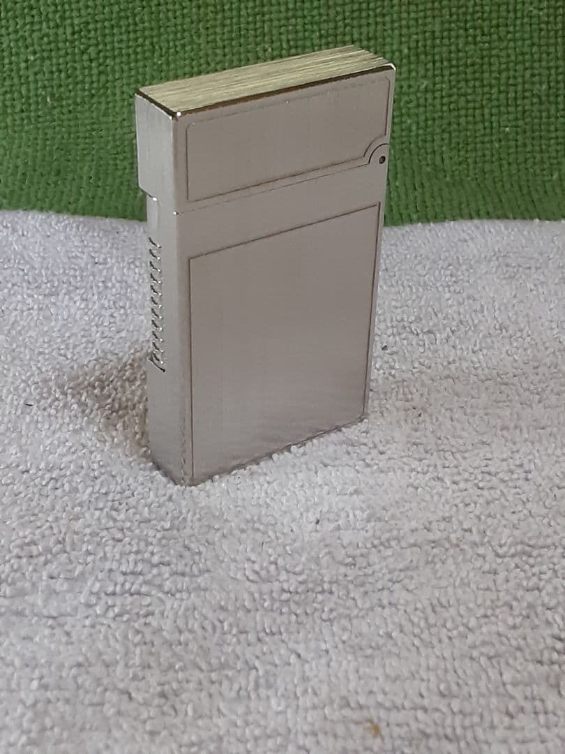 Hikima　Chapado en Laton シルバ-ヘアライン　Hsa