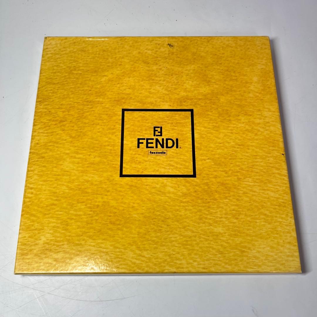 【未使用】 FENDI ROMA 1925 ITALY ハンカチ 3枚入り