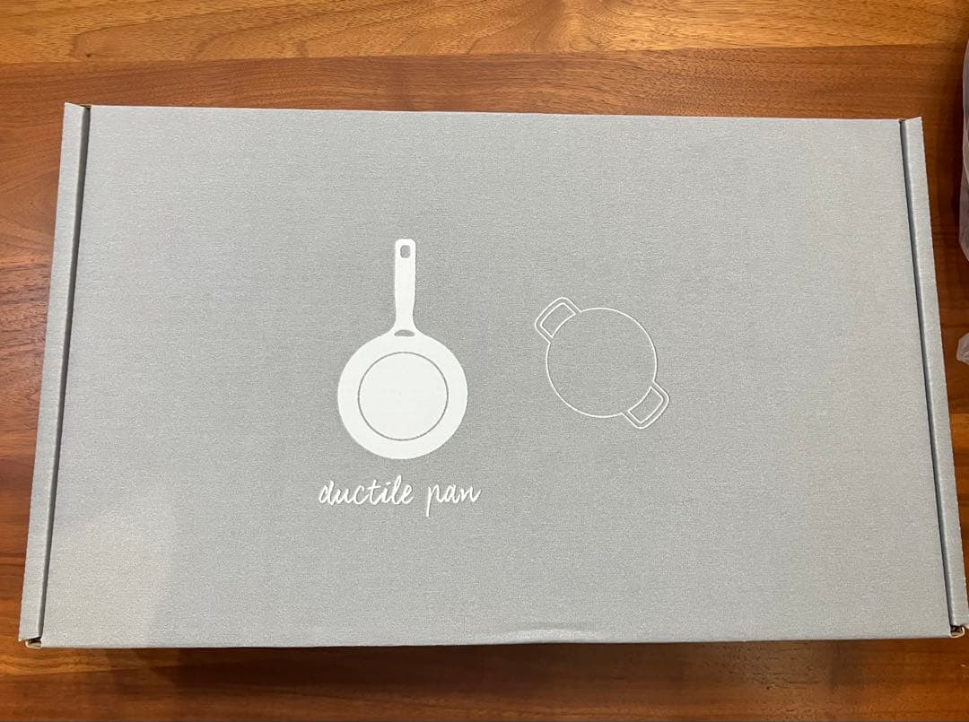 ダクタイルパン 26cm 新品未使用　箱付き