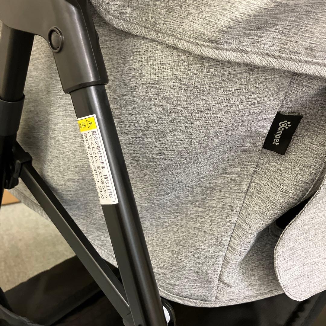 コンビ　コムペット　ミリクランライト　ペット用カート　小型犬、中型犬