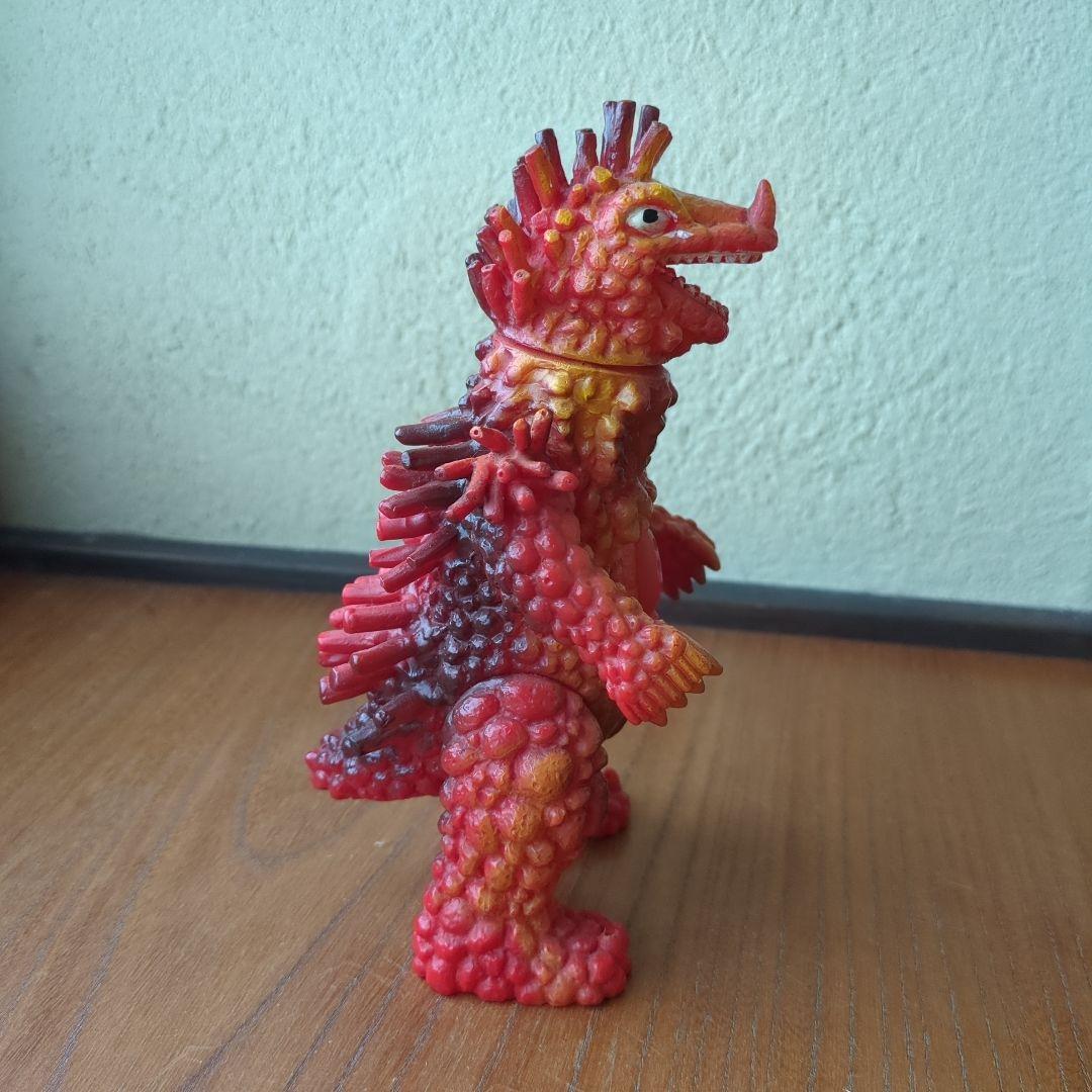 ポピーキングザウルス　ベロクロン