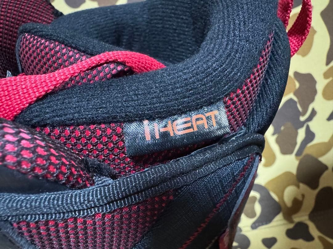 美品　スノーボード　ブーツ　IGNIO BOA ダイヤル式　24cm