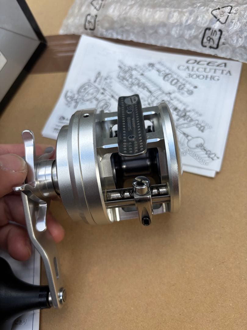 SHIMANO OCEA CALCUTTA 301HG 左　中古