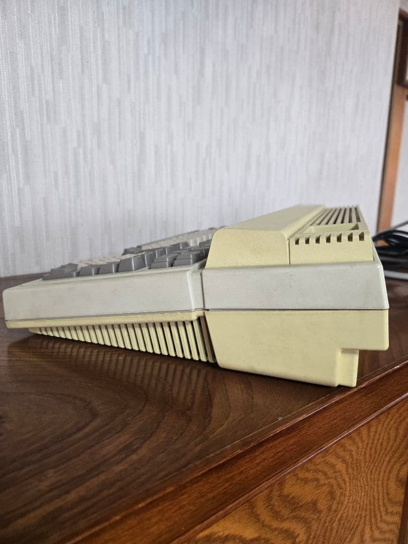 富士通 FM-7 FM-NEW7 MB25015 キーボード MICRO7