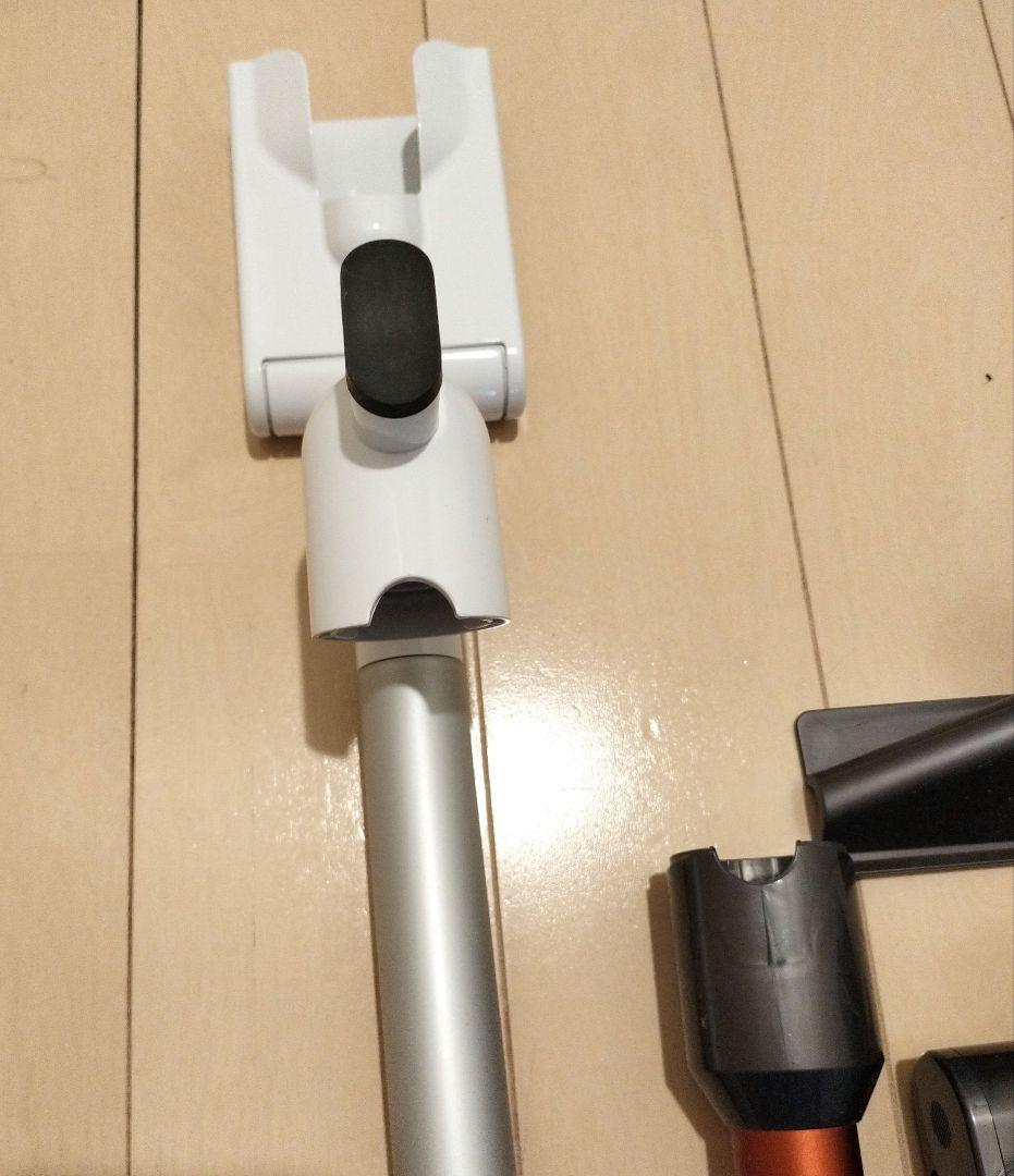 Dyson digital slim Fluffy+ SV18　掃除機 スタンド