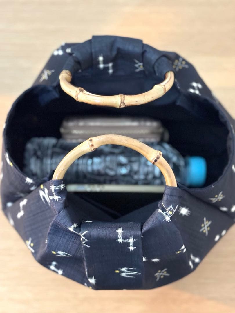 琉球柄　沖縄絣柄　琉球絣黒和装バック・着物バック　入学卒業結婚式七五三振袖