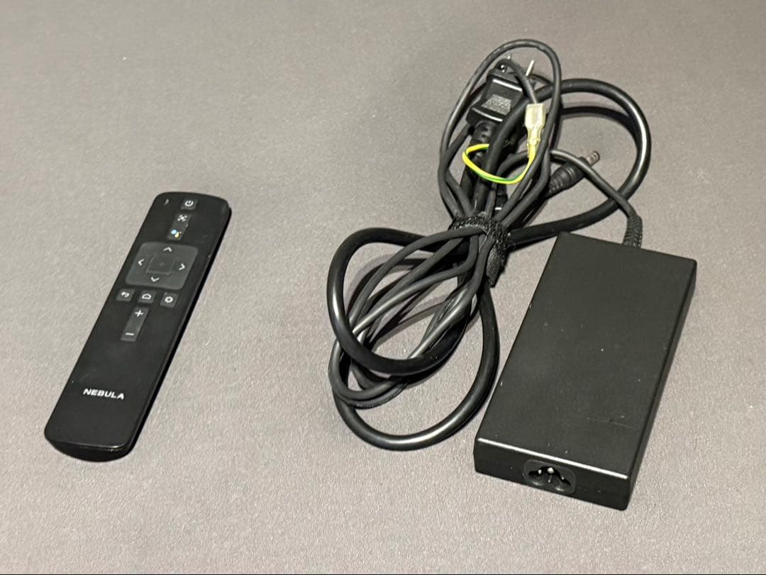 プロジェクター NEBULA COSMOS