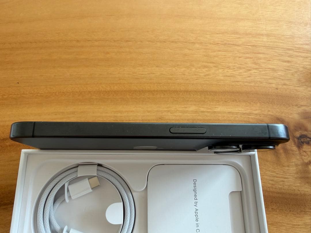 携帯電話本体 iPhone 15 pro