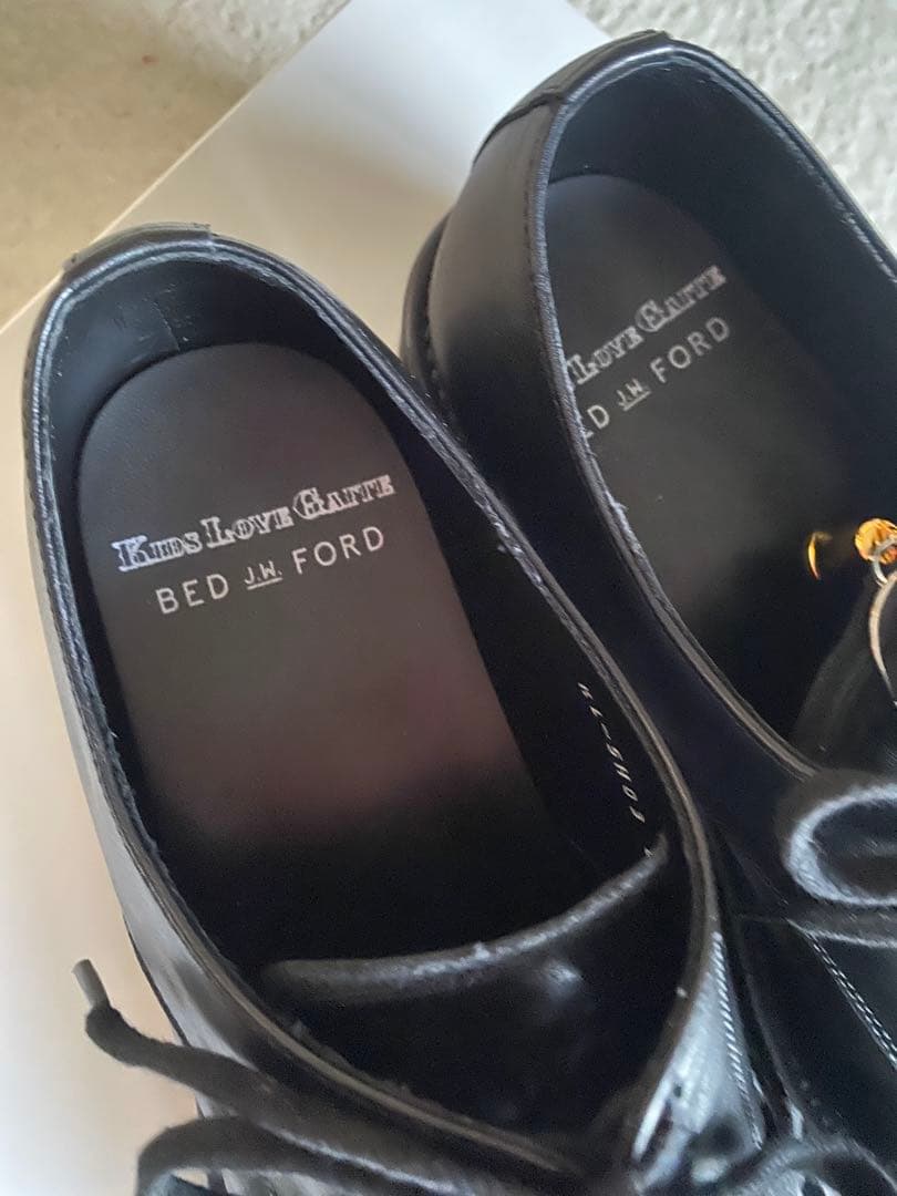 BED jw FORD ブラックレザーシューズ