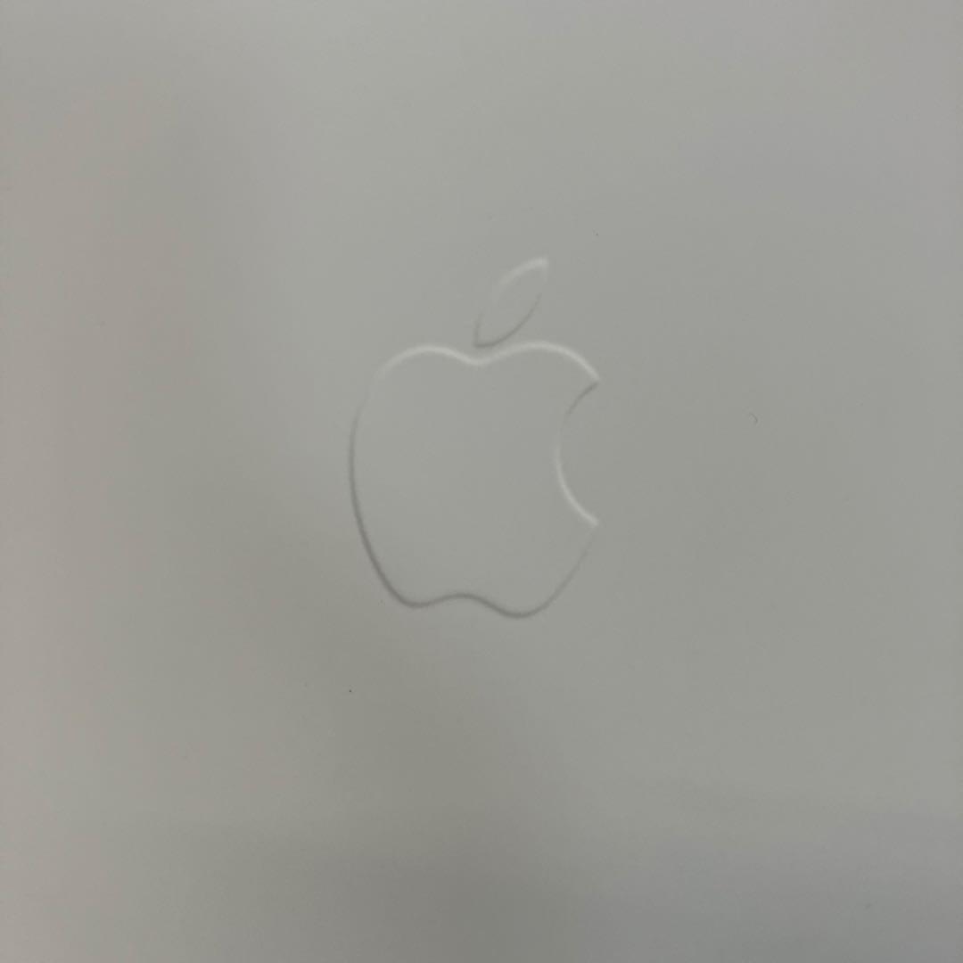 <純正品・美品>iPad 第10世代用 Smart Folio -ホワイト