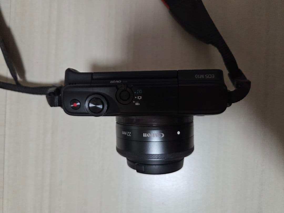 Canon EOS M10 ミラーレスカメラ ダブルズームキット+単焦点レンズ