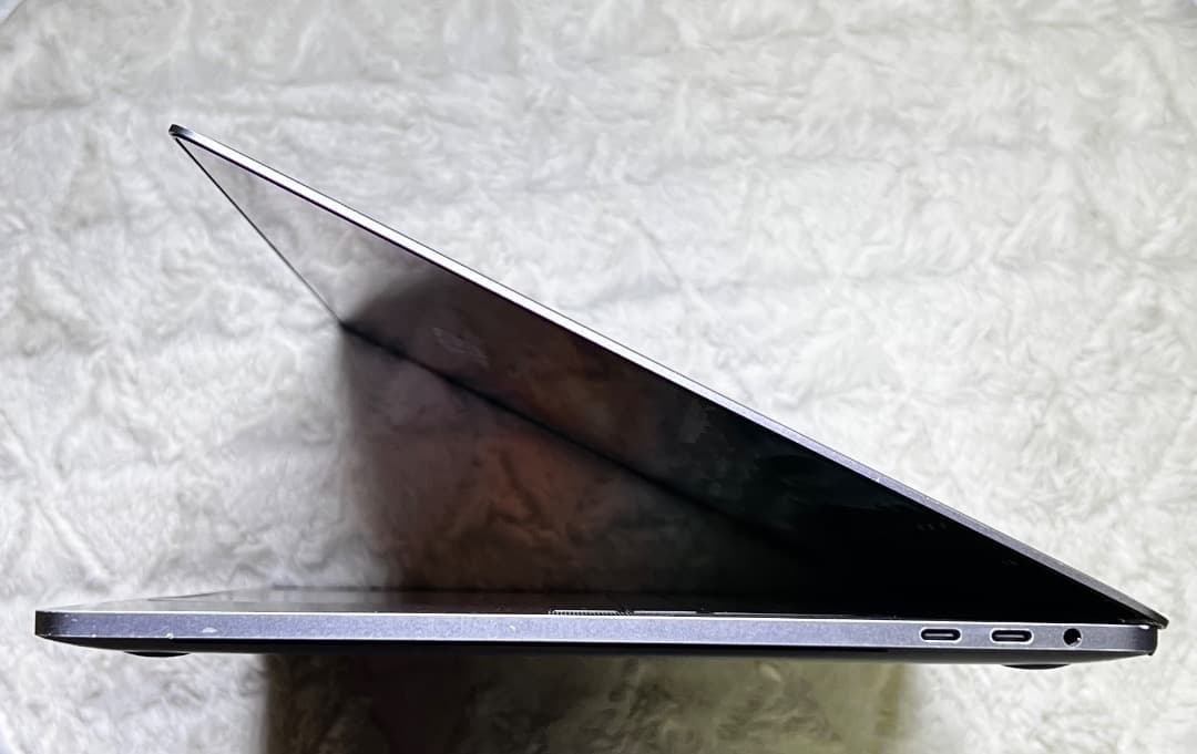 MacBook Pro /15-inch【CS6 Office Windows】