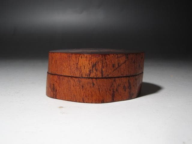 【セール】☆　駒沢利斎　蔦香合　裏千家　十五代　鵬雲斎の花押☆y473