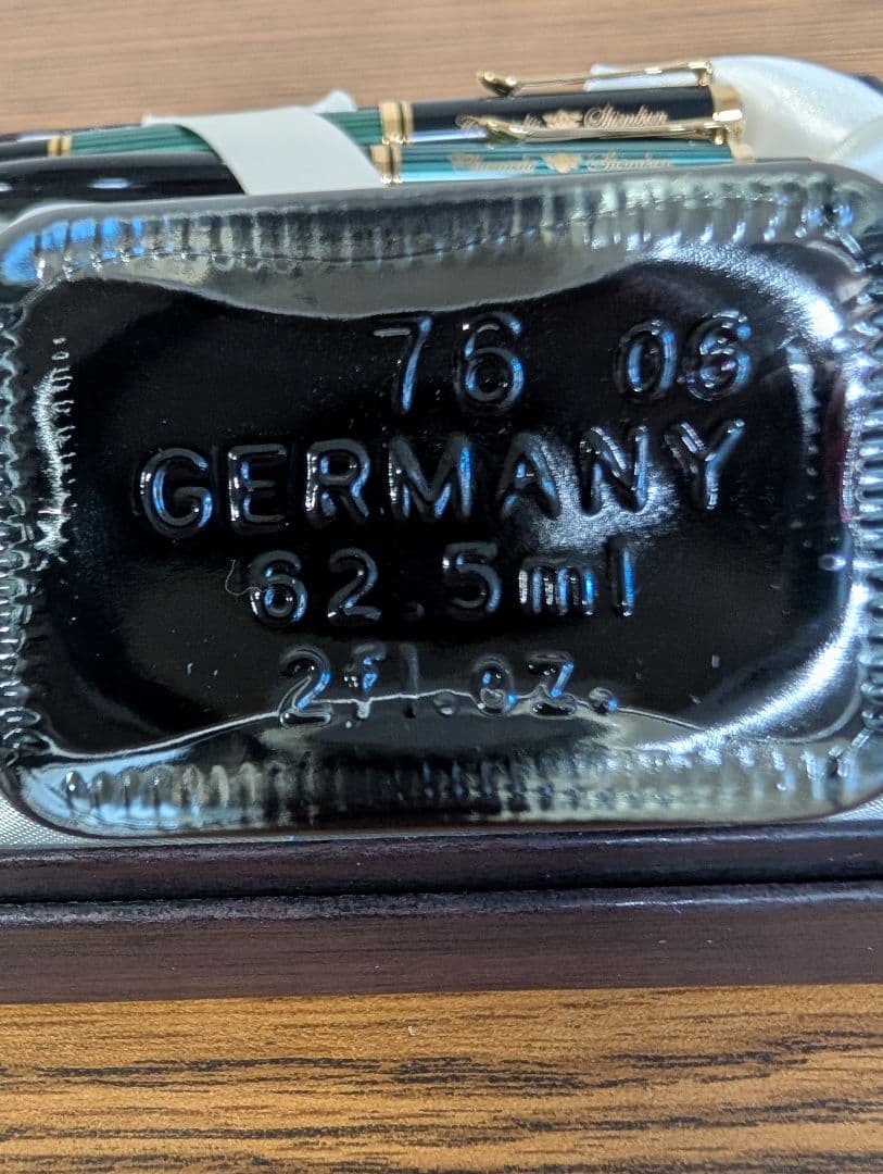 ト*シ様 未使用品　ペリカン万年筆ボールペンインクセット 中日新聞ネーム有