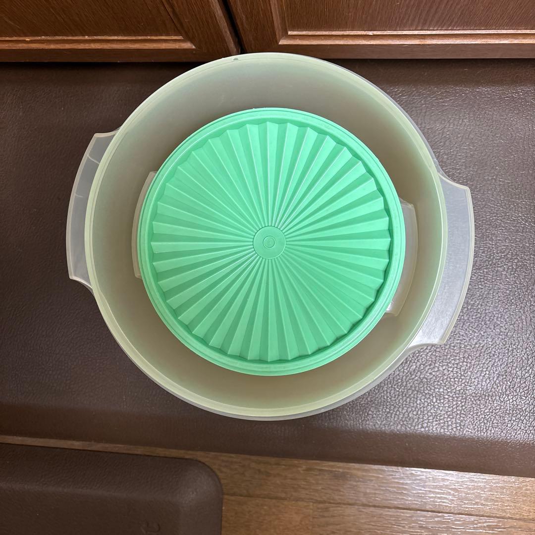 タッパーウェア　マキシデコレーター　2個セット