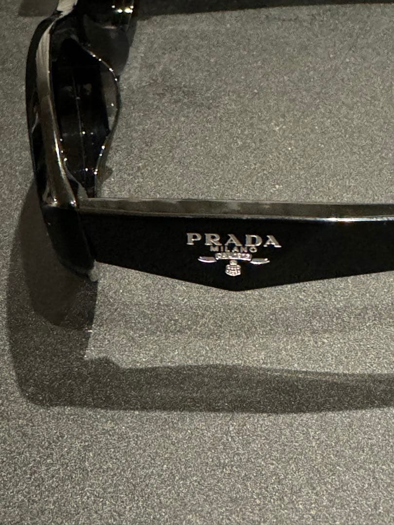 prada サングラス　値下げ交渉あり