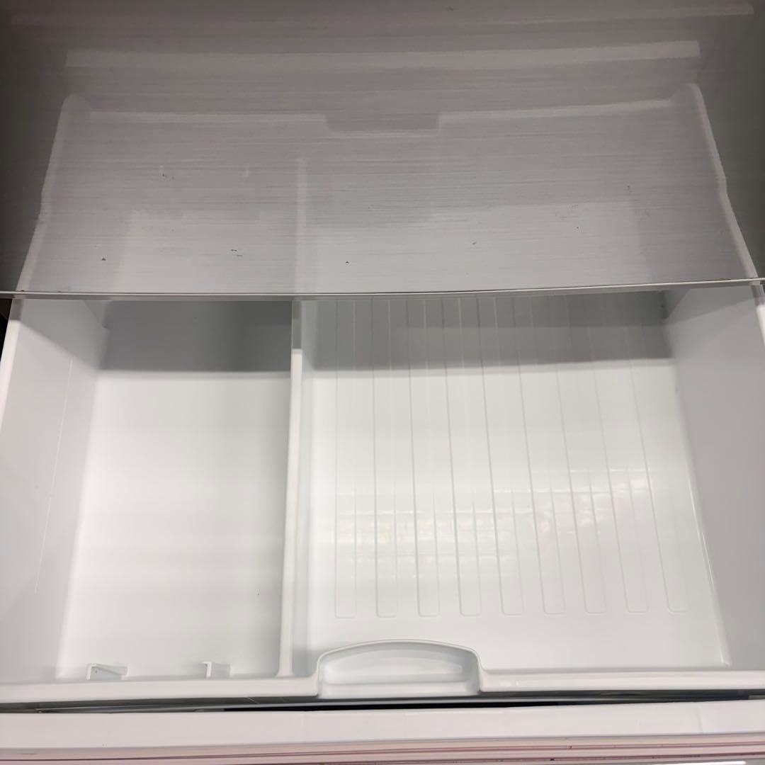 702 東芝　極美品　半年保証　大型冷蔵庫　300L〜400L ファミリー向