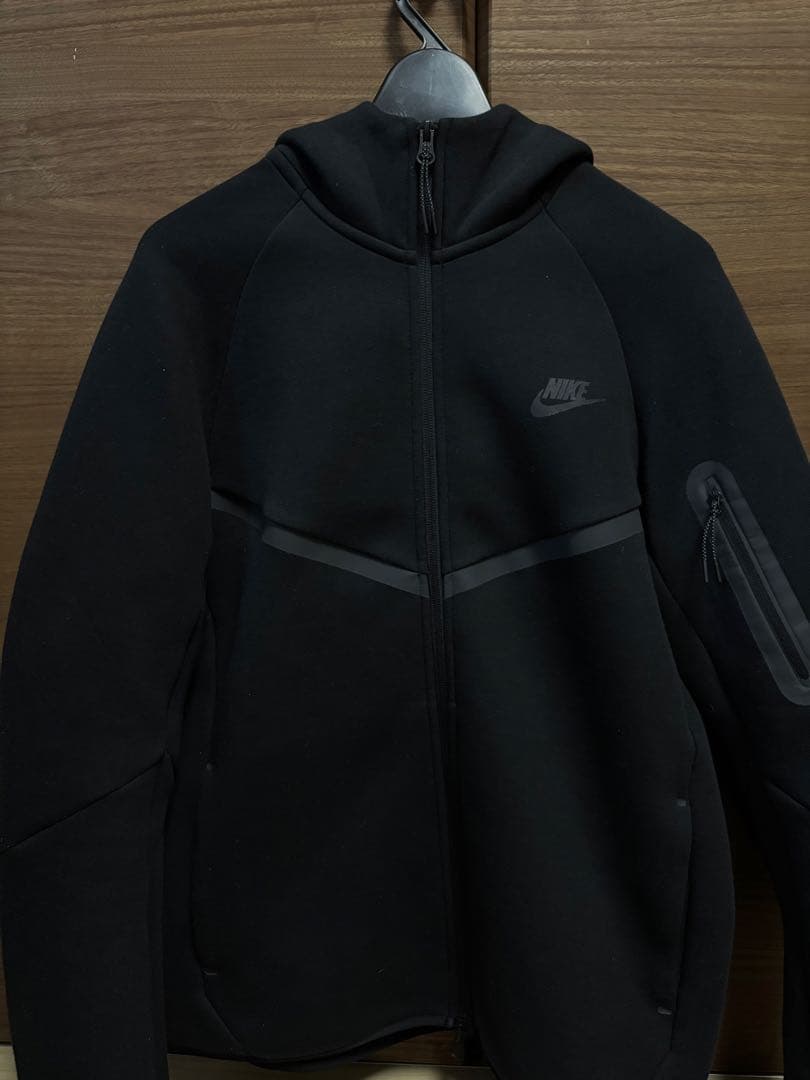 Nike ナイキテックフリース　セットアップ　Mサイズ　黒