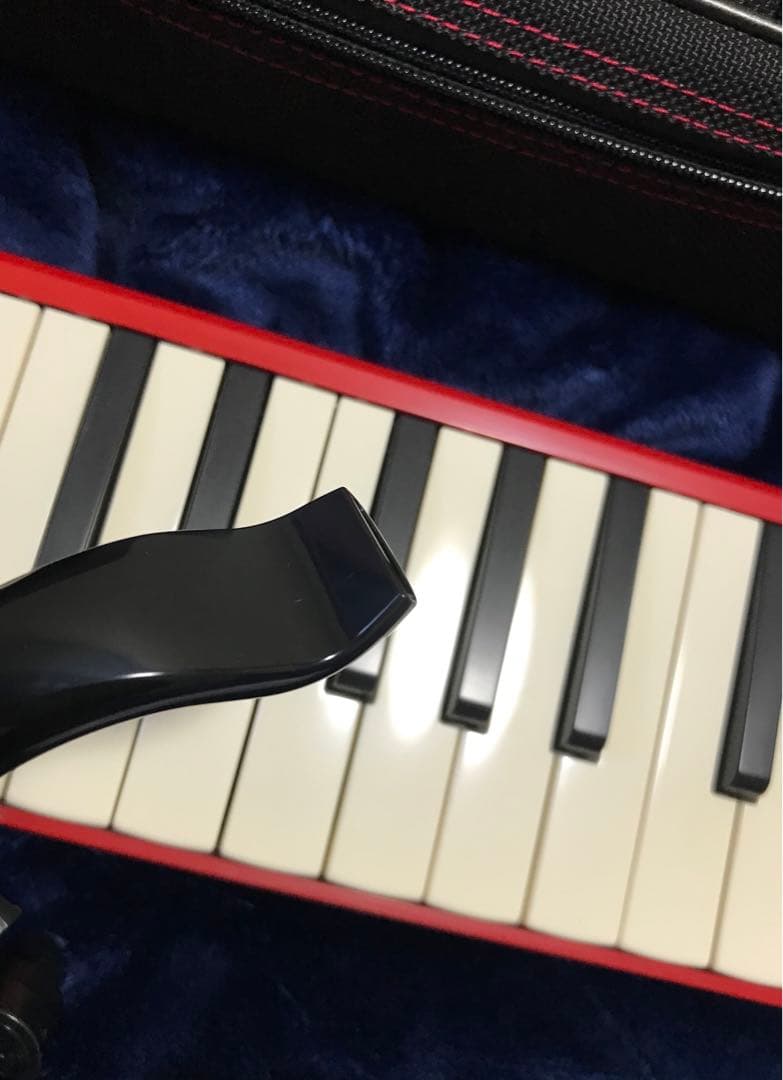 大人のピアニカ ◆37鍵 ◆YAMAHAレッドP-37ERD 赤ソフトケース付