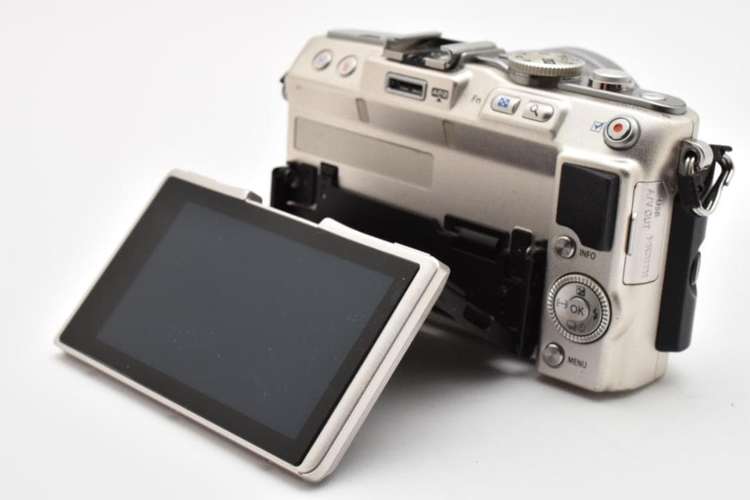 オリンパス　OLYMPUS PEN Lite E-PL5 14-42 《元箱付》