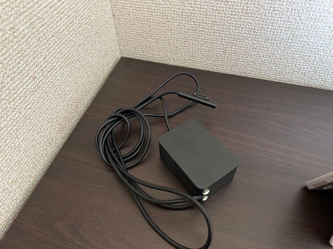 Windowsタブレット本体 Microsoft Surface Go Model:1824