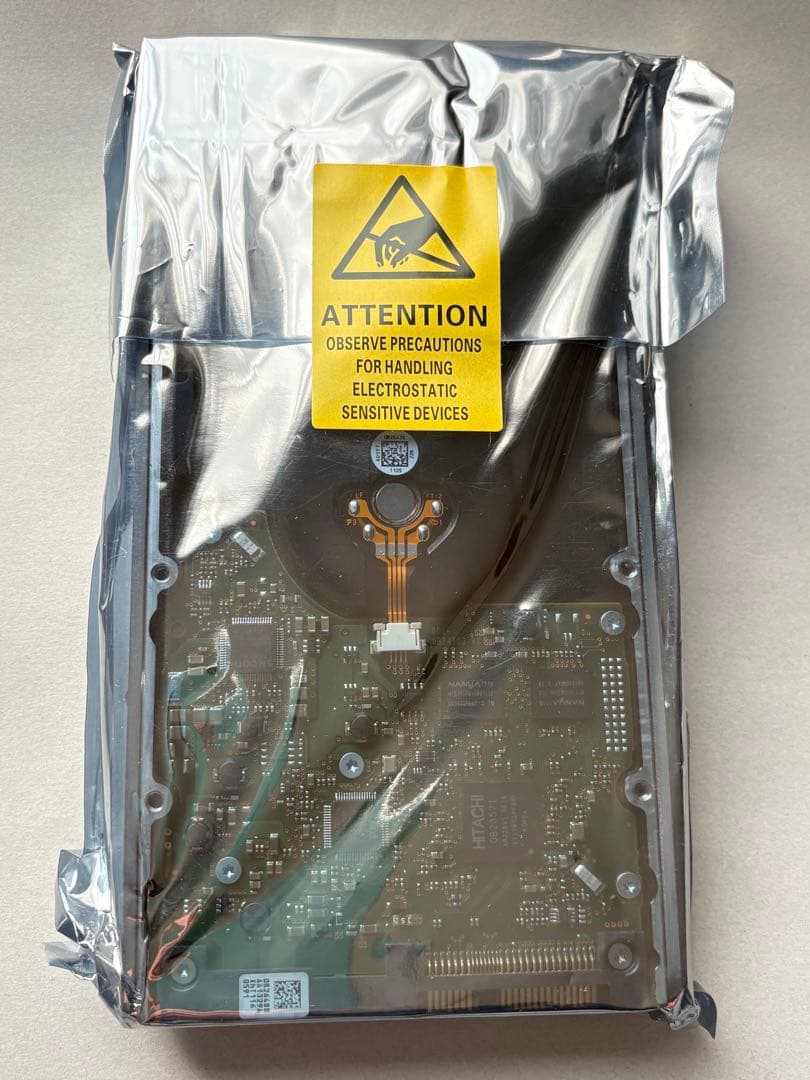 IBM 44W2244 600GB SAS HDD 新品未開封