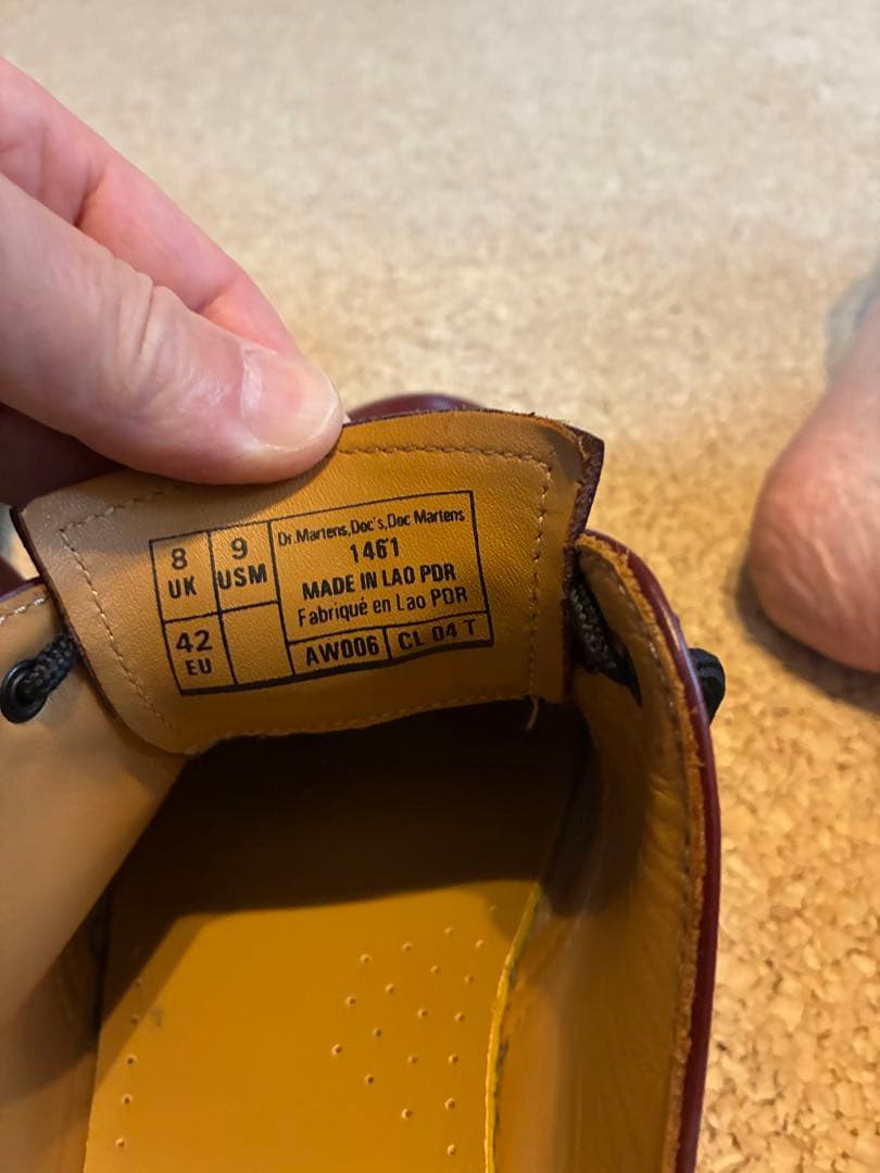 Dr. Martens バーガンディ レースアップシューズ