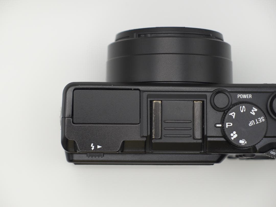 シグマ　コンデジ　SIGMA DP2x