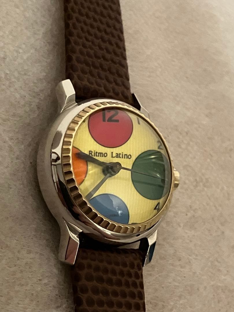 値下げ 稼働★Ritmo Latino グリーン ＱＺ腕時計 電池、革ベルト新品