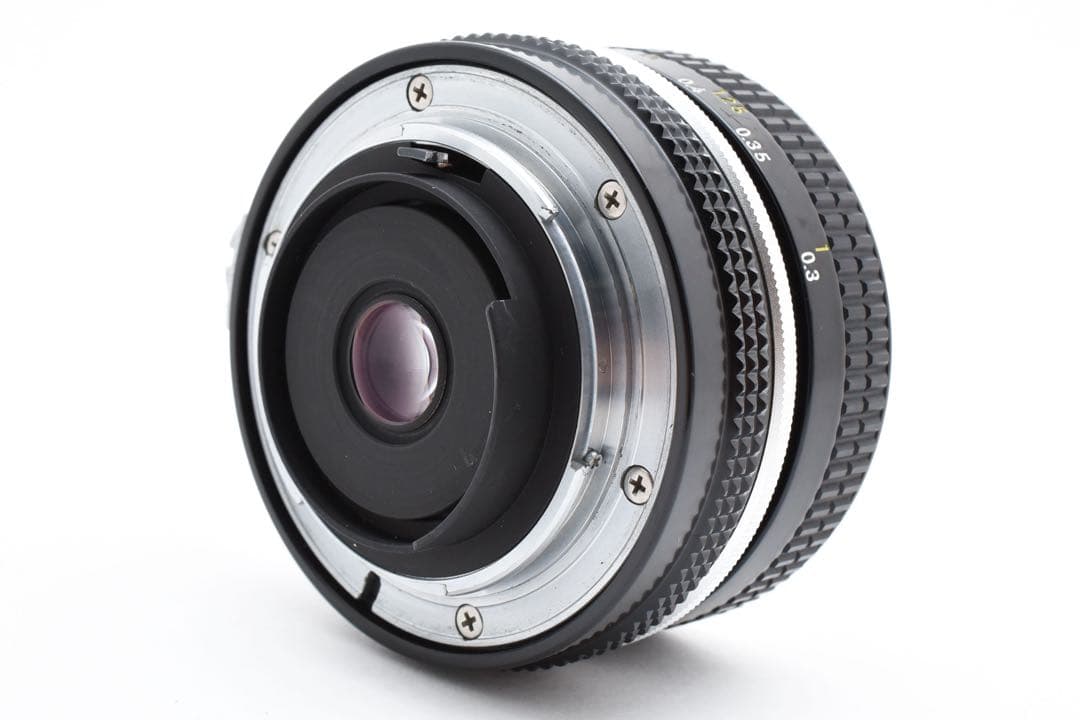 美品 Nikon New Nikkor 20mm f/4 広角レンズ