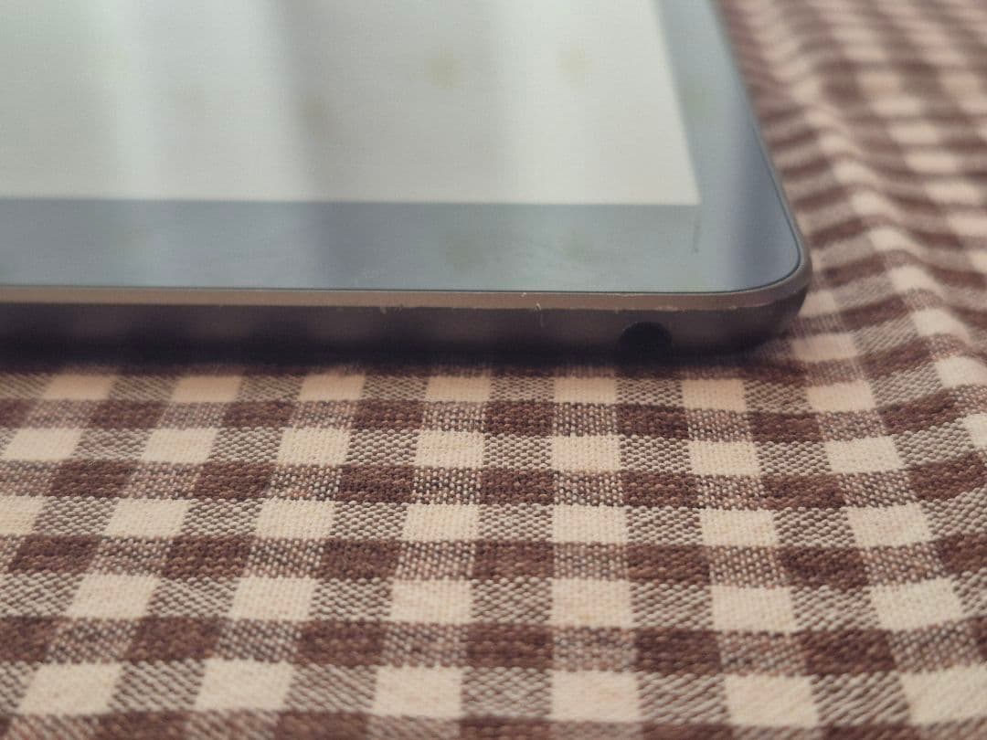 Apple iPad第7世代 10.2インチ 【容量32GB】