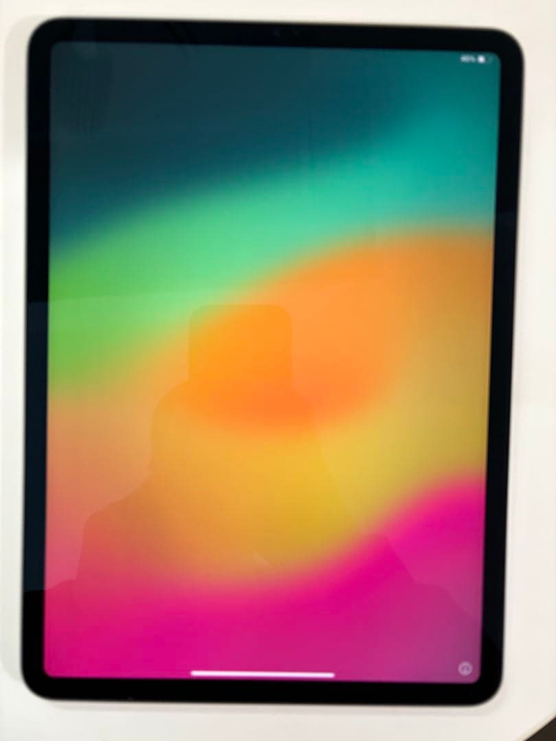 Apple iPad pro 11インチ　第4世代　スペースグレー　256GB