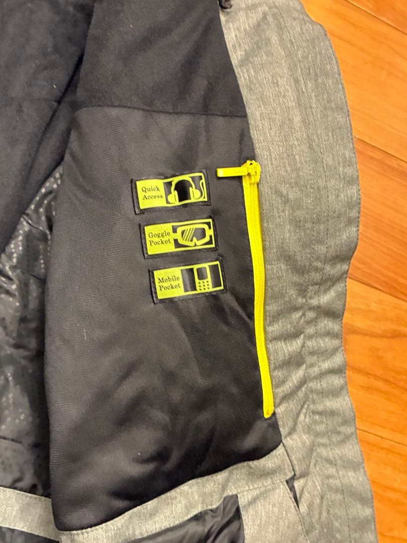 美品　phoenix　フェニックス　スキーウェア　スノボウェア　上下　グレー　M