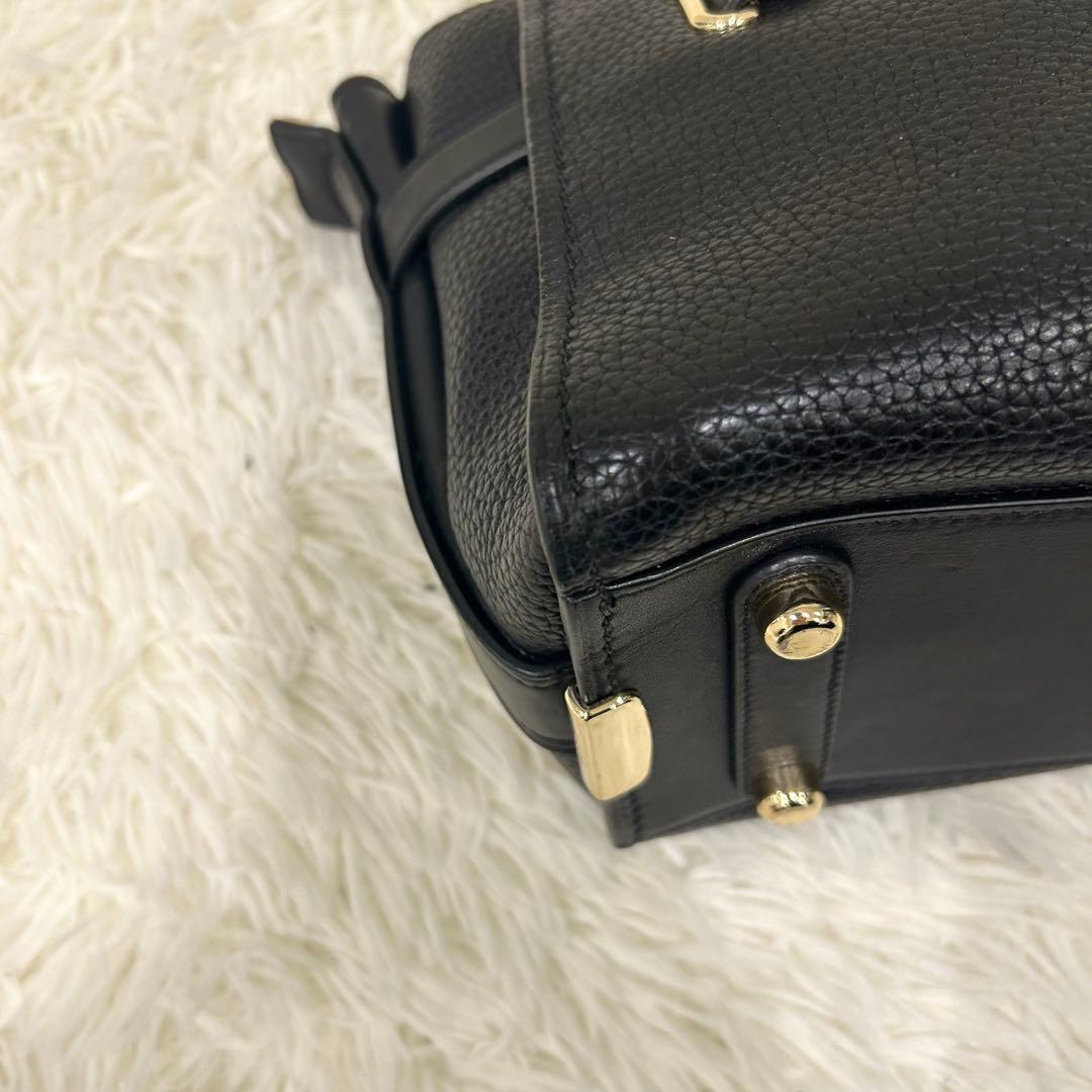 外観美品コーチ coach スワッガー ハンドバッグ レザー ターンロック