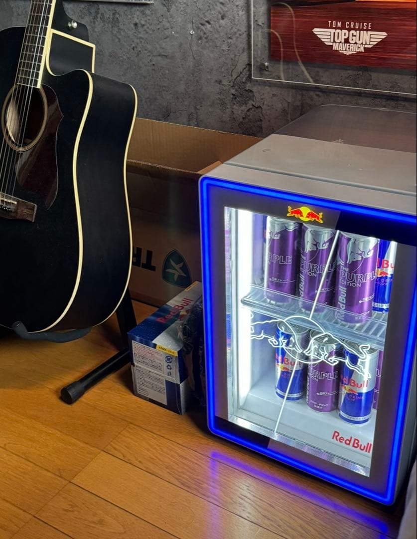 〖超希少〗RedBull 小型冷蔵庫！