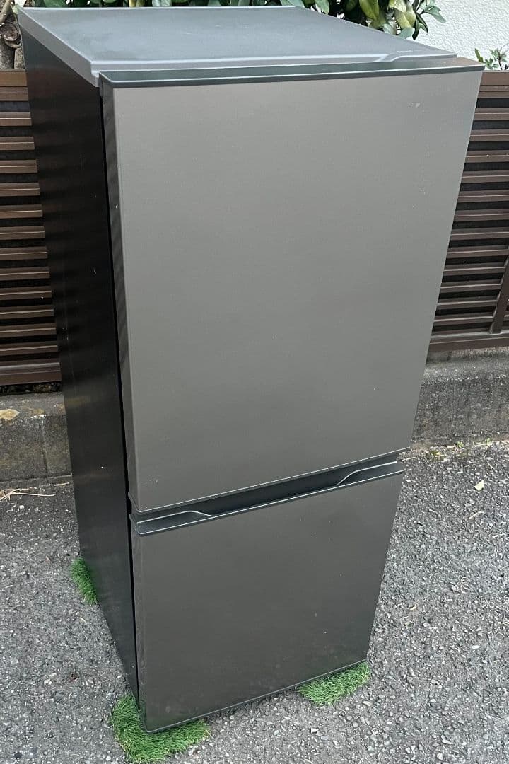 特価アクア冷凍冷蔵庫　135L低温フリーケース自動霜取り機能付き　2023年製