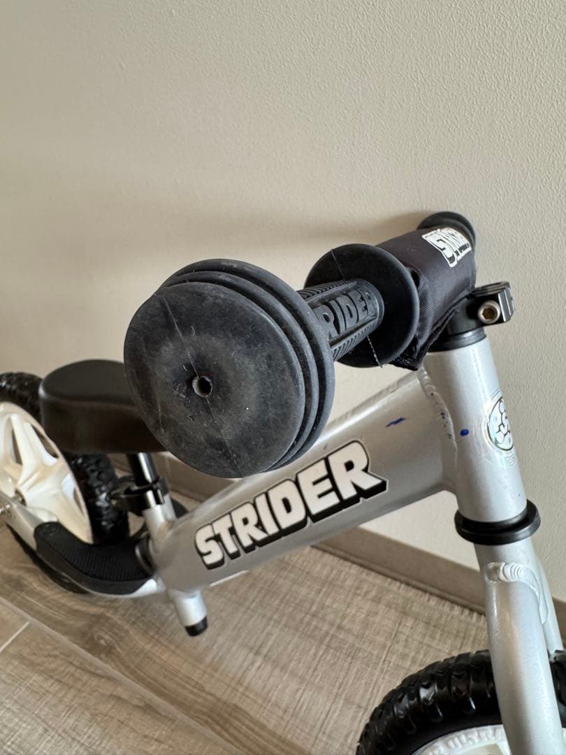 STRIDER PRO 12インチ　シルバー　おまけいろいろ付き