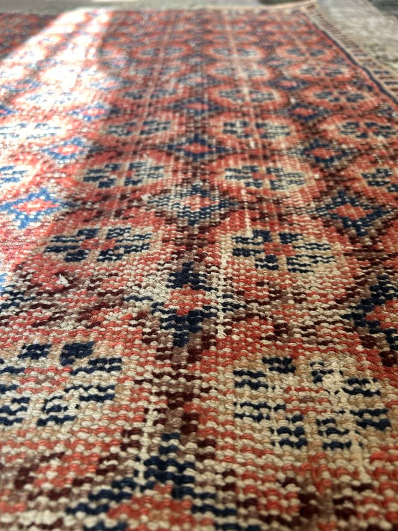 110×74 レア柄　お花のstamp トルコ　ヴィンテージラグ　トルコラグ