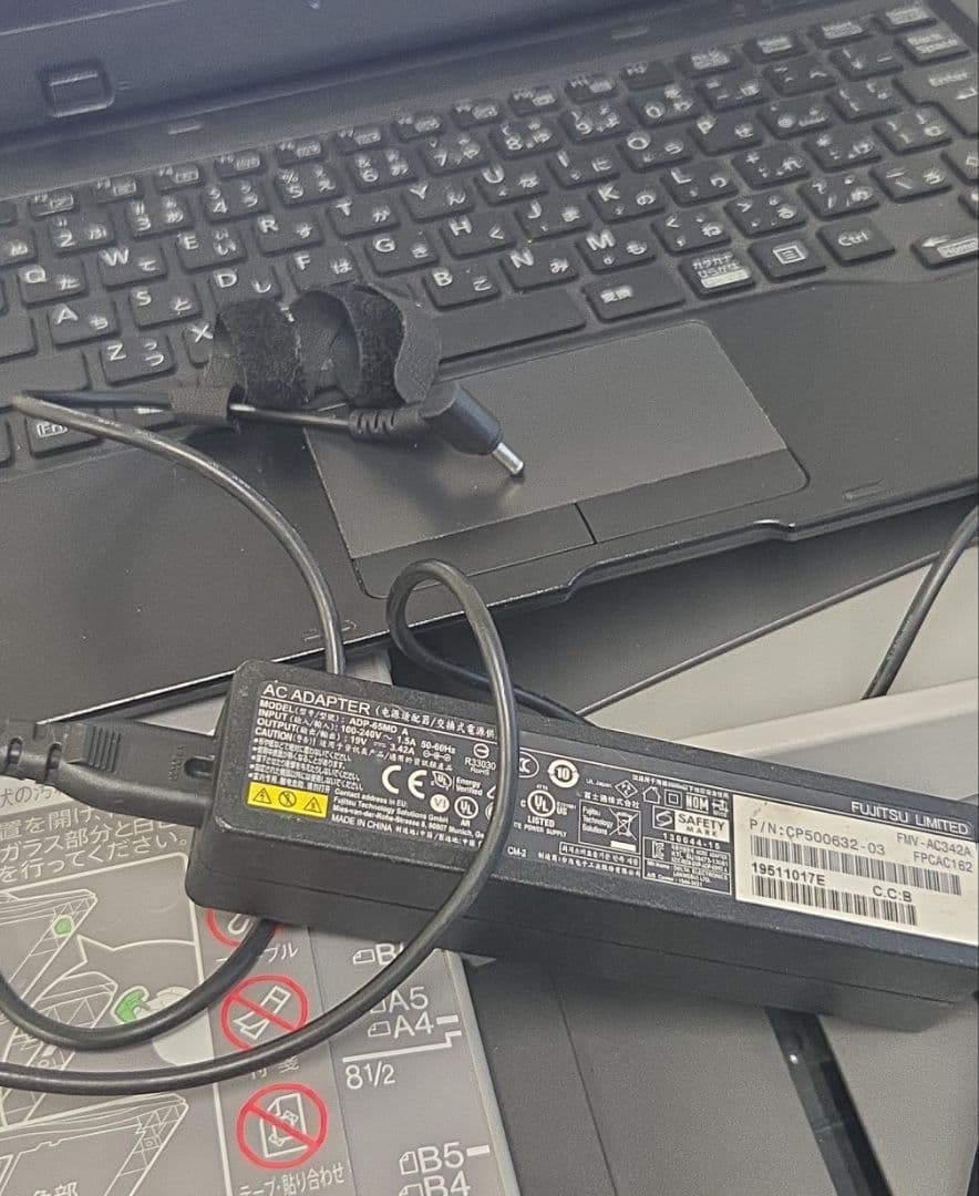 富士通 ARROWS Tab Q7310/DB キーボード付き