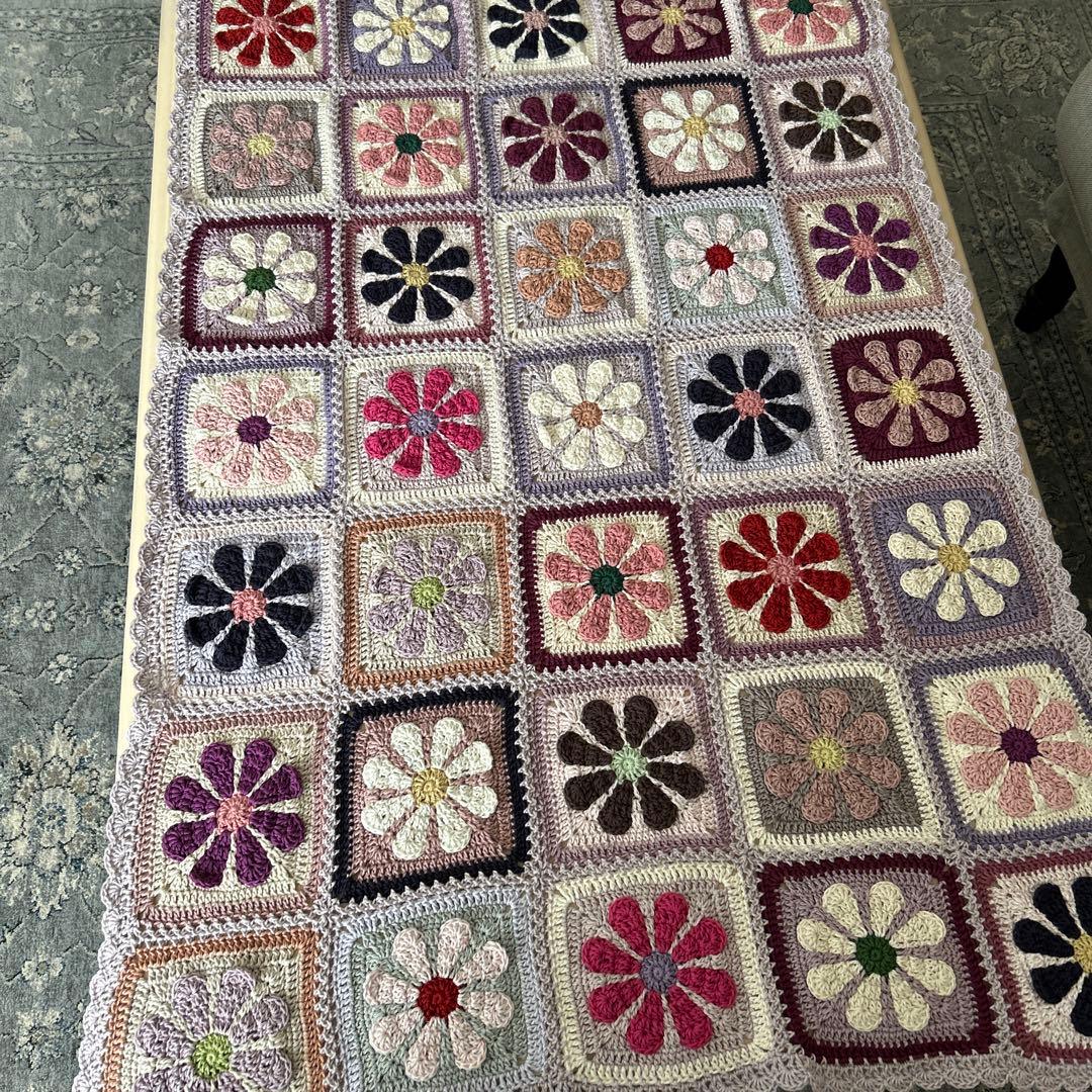 デイジーモチーフ マルチカバー 手編み ブランケット グラニースクエア