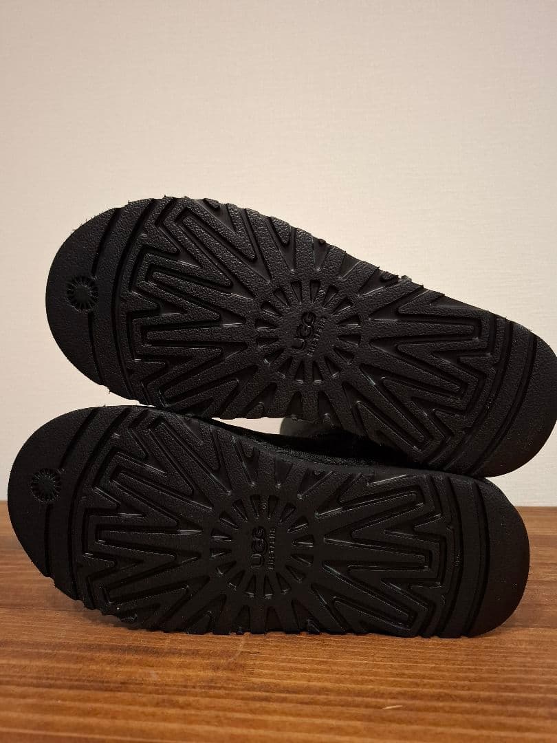 UGG ムートンブーツ 24cm 試着のみ 極美品 未使用級 箱なし ブラック