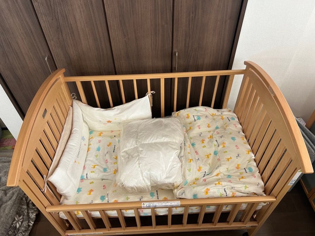 ミキハウス　ベビーベッド